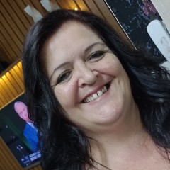 VIVIANE CAYRES